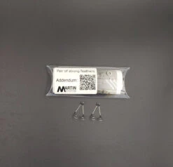 CHAMELEON STRONG FEATHER CONTACTS