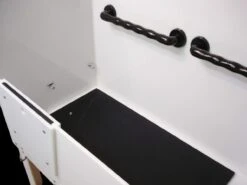 Poly Pet Tubs Professional Dog Grooming Ramp Tub -Vetdiet Shop poly inside1 ab63329e 3f72 4673 8992 2375c5be06da